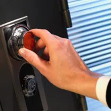 Advantage Locksmith Store Melbourne, FL 321-270-0066 - sb-com-01